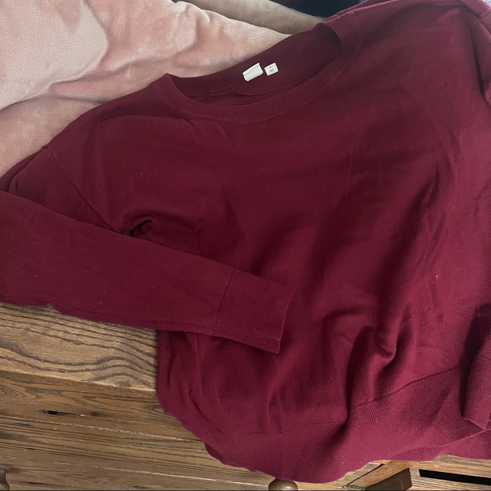 GAP Sweater